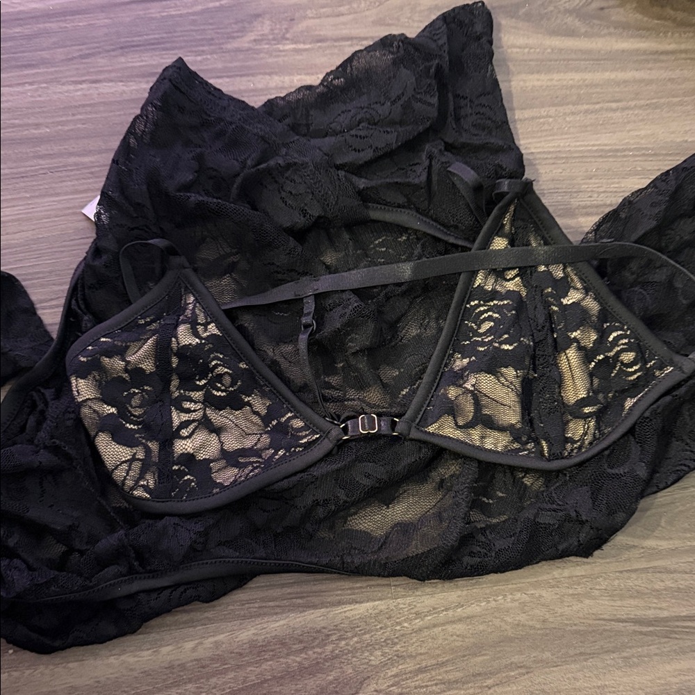 Elegant Black Lace Lingerie Set